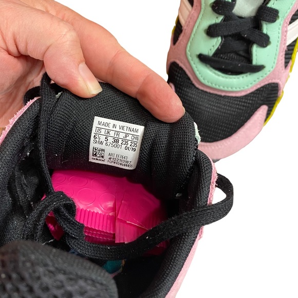 Adidas Retro Tresc Run Sneakers - Picture 6 of 7